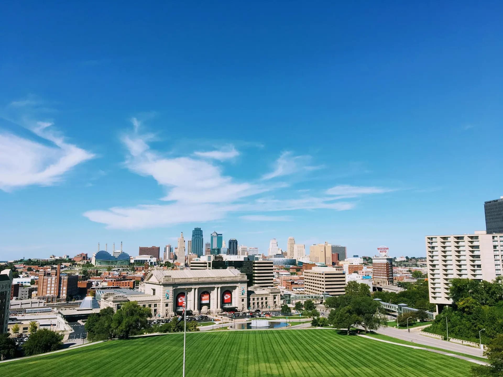 DraftKings and Circa Sports Awarded Missouri Mobile Betting Licences as FanDuel Misses Out - Regulatory iGaming news