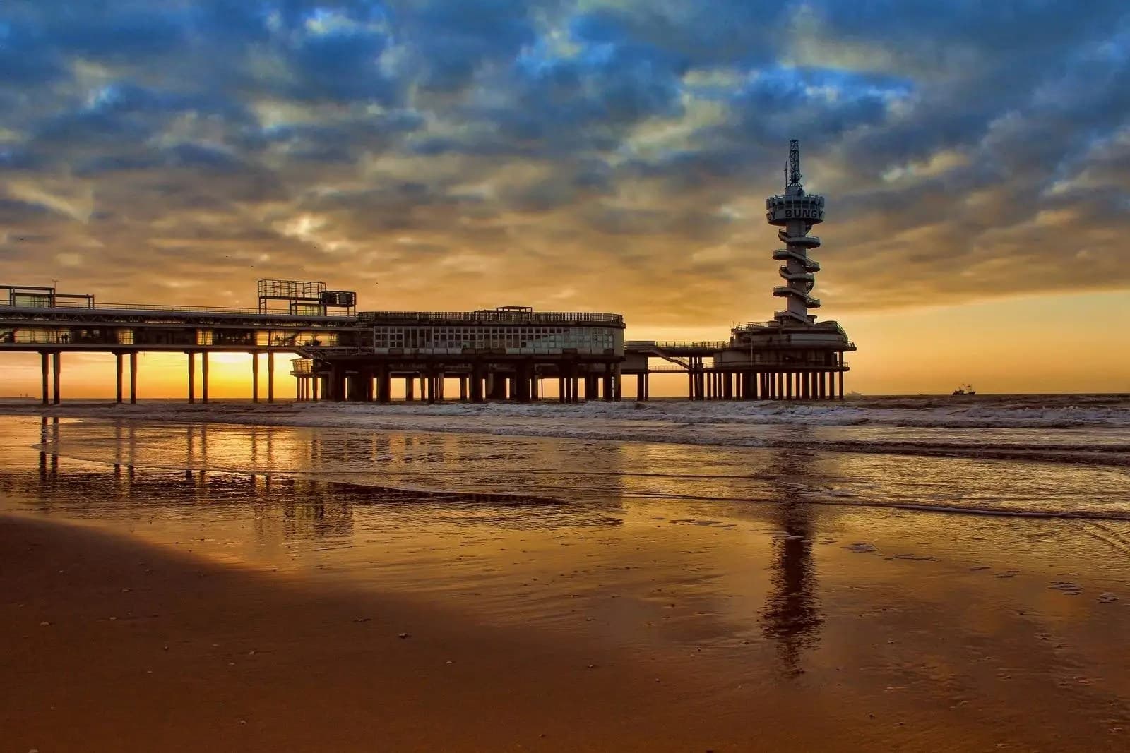 Holland Casino Rejects Union Proposals in Early CLA Negotiations, Citing Tax Uncertainty - Corporate iGaming news