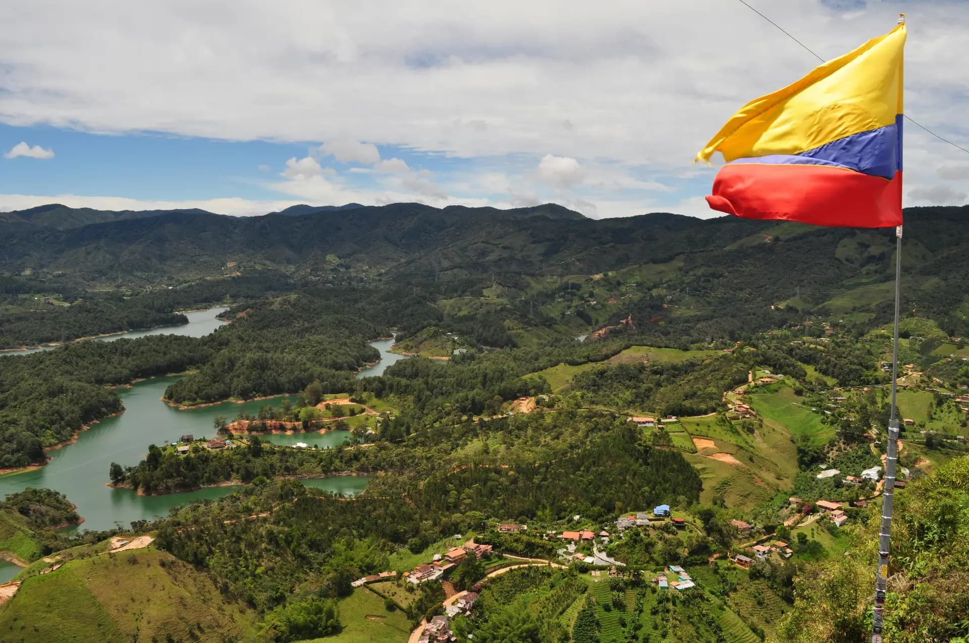 Rush Street Interactive Reports Record LatAm MAUs in Q1 2025 Despite Colombia Tax Headwind - Corporate iGaming news