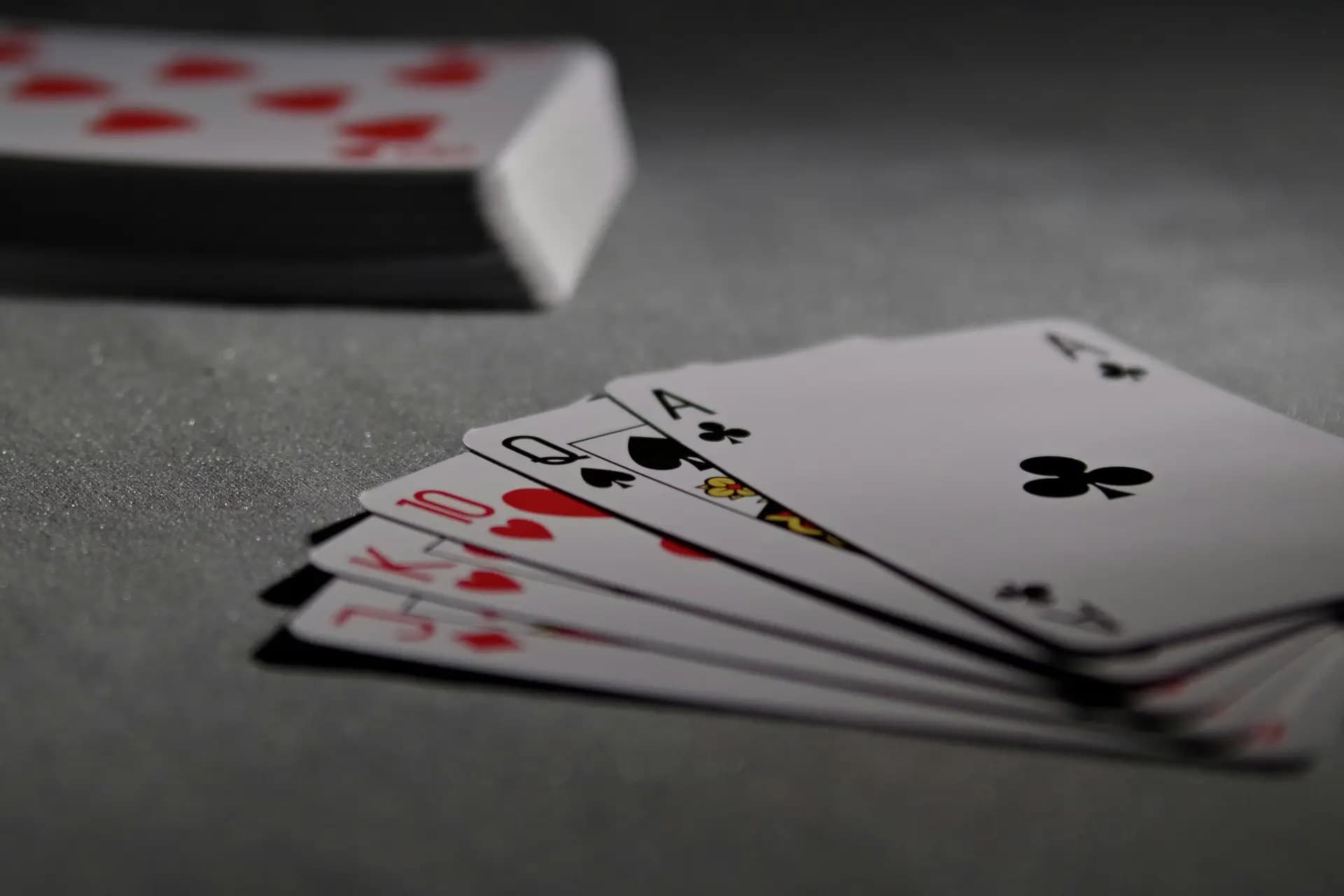 YouTube's New Gambling Policy Threatens Poker Content Ecosystem, Creators Warn - Corporate iGaming news